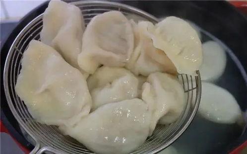 菜包饺视频,家常美味，简单易学的传统饺子制作教程