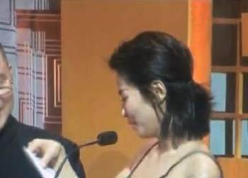 深吻胸视频,揭秘激情瞬间背后的情感纠葛